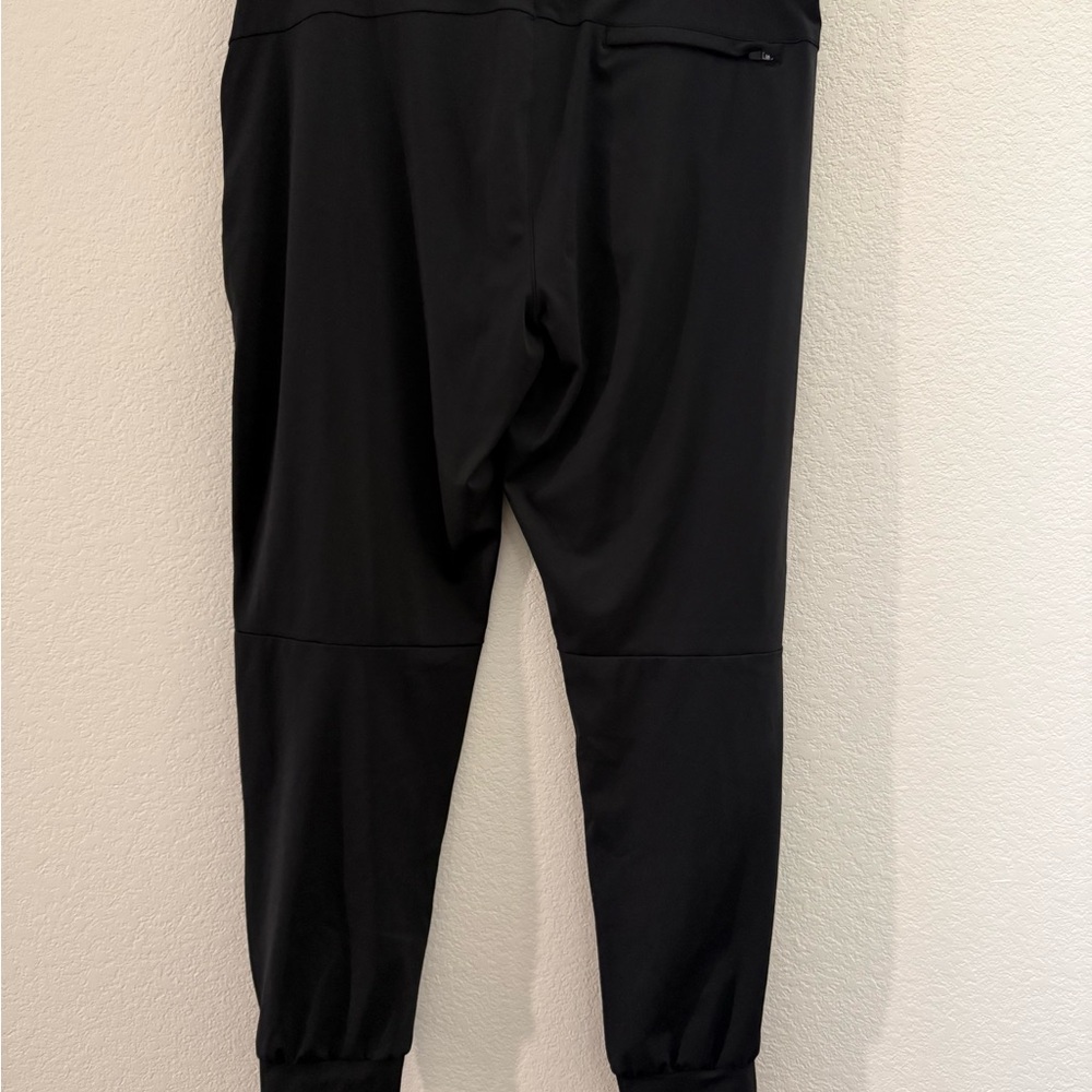 Men's Black Lightweight Slim Fit Joggers - Picture 7 of 8